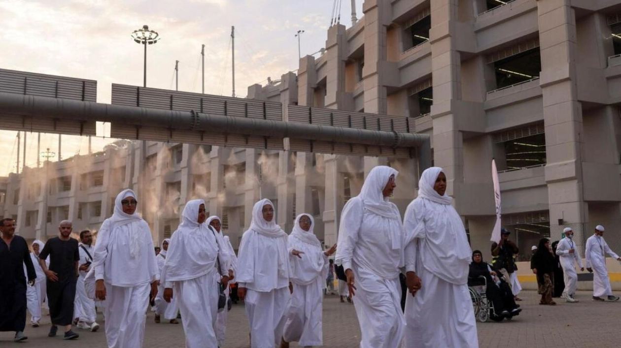 Saudi Arabia Warns of Extreme Heat as Haj Pilgrims Face Temperature Spike