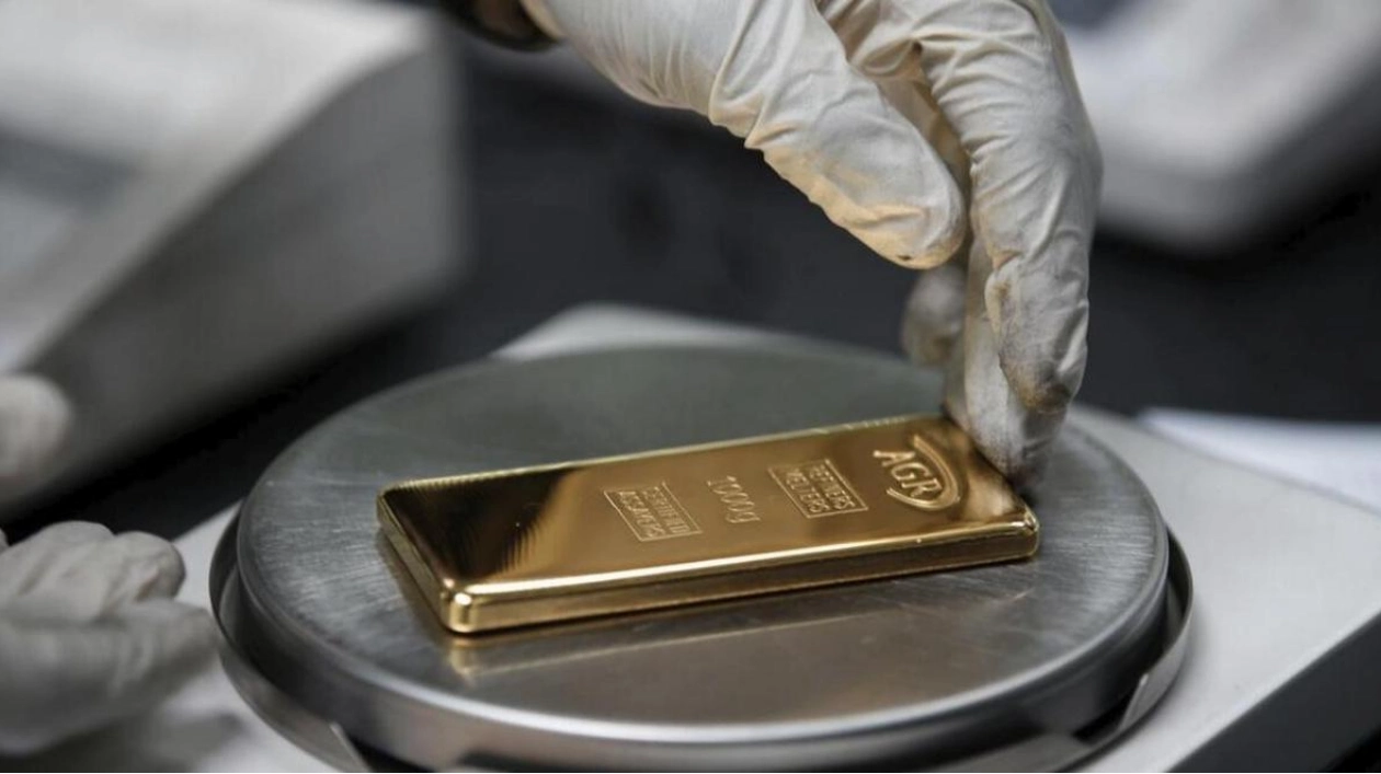 Gold Prices in Dubai Increase as Metal Stays Above $2,500 Per Ounce