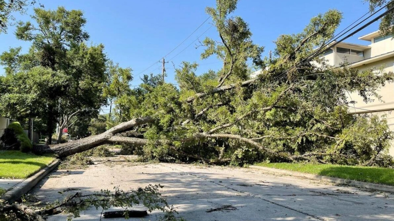 Tropical Storm Debby Threatens Florida's Gulf Coast