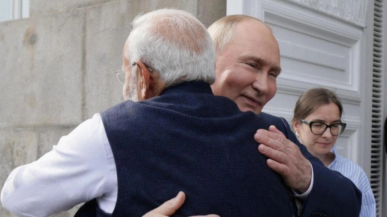 Modi Supports Swift Resolution of Ukraine Conflict in Talks with Putin