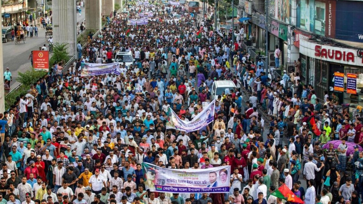 BNP Marches to Protect Voting Rights in Dhaka