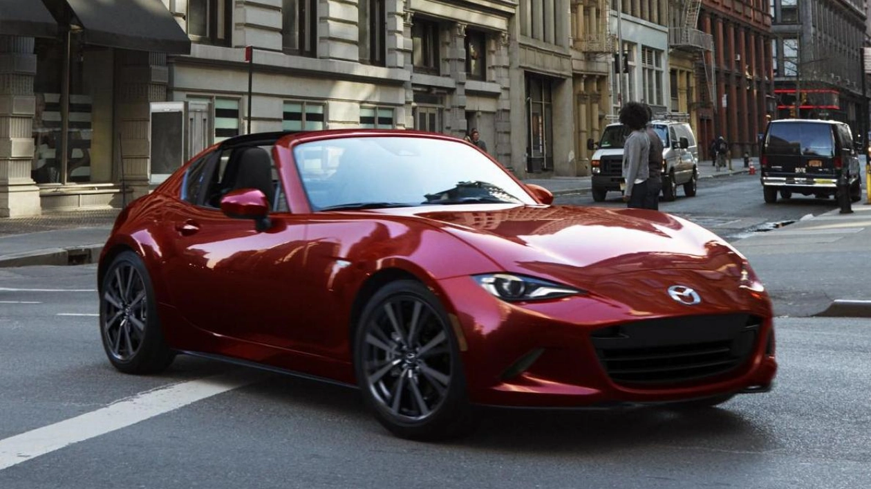 Mazda MX-5 Miata: Обновления 2025 года и юбилейная спецверсия