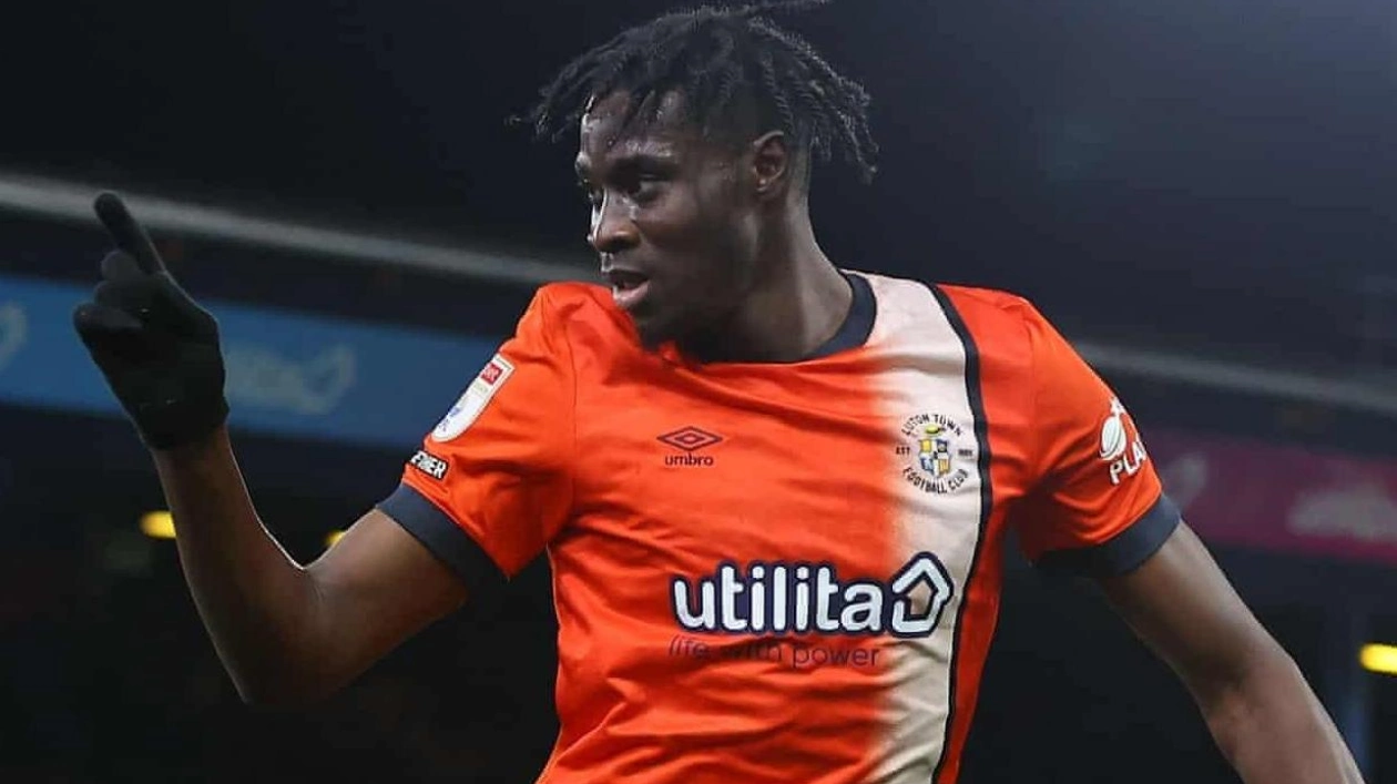 Luton Town Reports Racist Abuse Against Elijah Adebayo