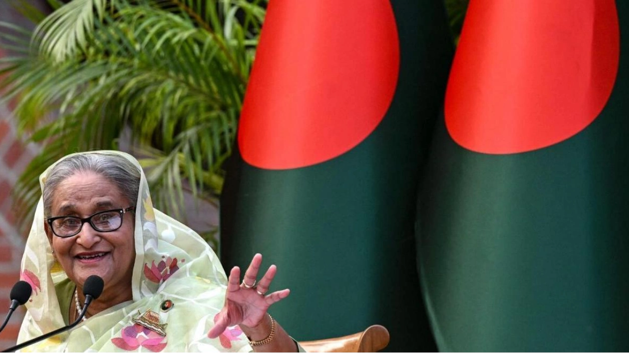 Bangladesh Seeks Extradition of Exiled Leader Sheikh Hasina from India