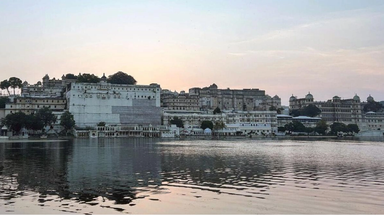 Clashes at Udaipur's City Palace Amid Royal Dispute