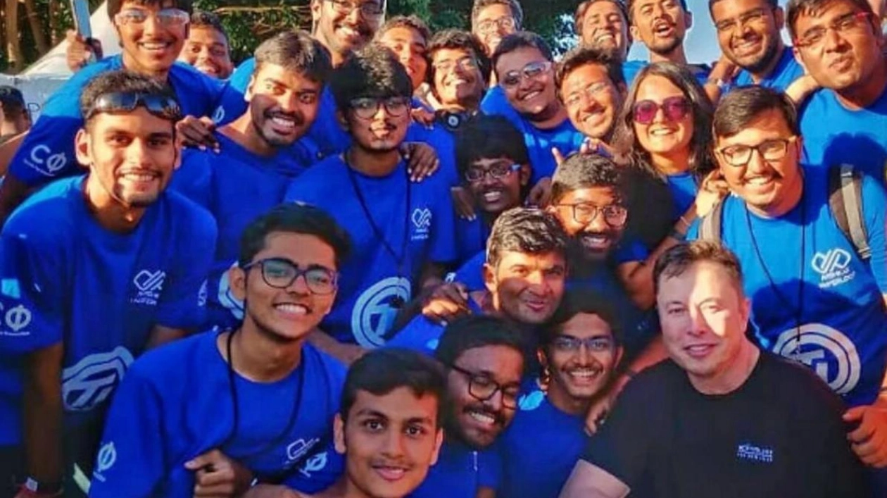 Elon Musk Joins IIT Madras Students on Hyperloop Project