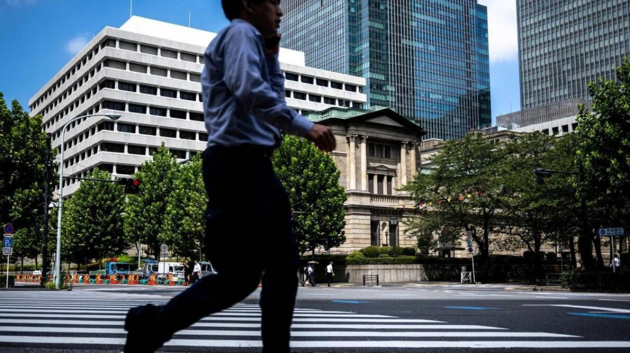 US Fed's Dovish Shift Impacts BoJ's Yen Stability and Rate Hike Plans