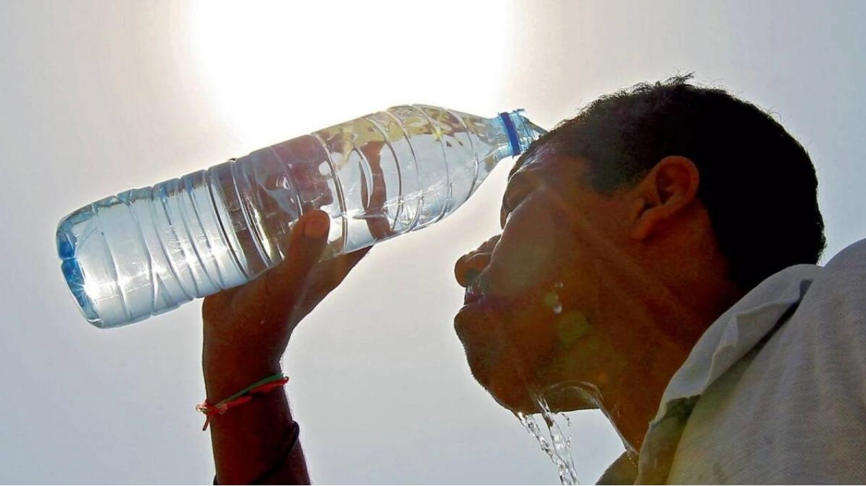 UAE Temperatures Soar Above 50ºC for Second Consecutive Day