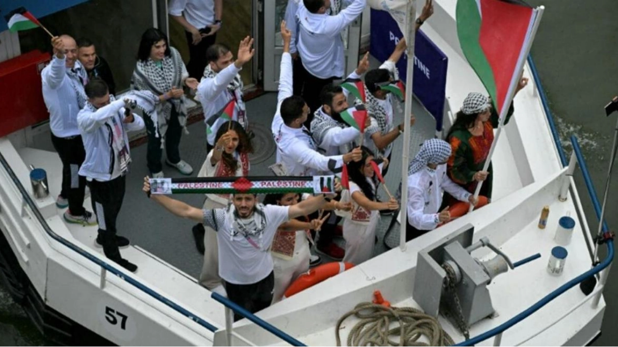 Palestinian Boxer Wears Protest Shirt at Paris Olympics Opening