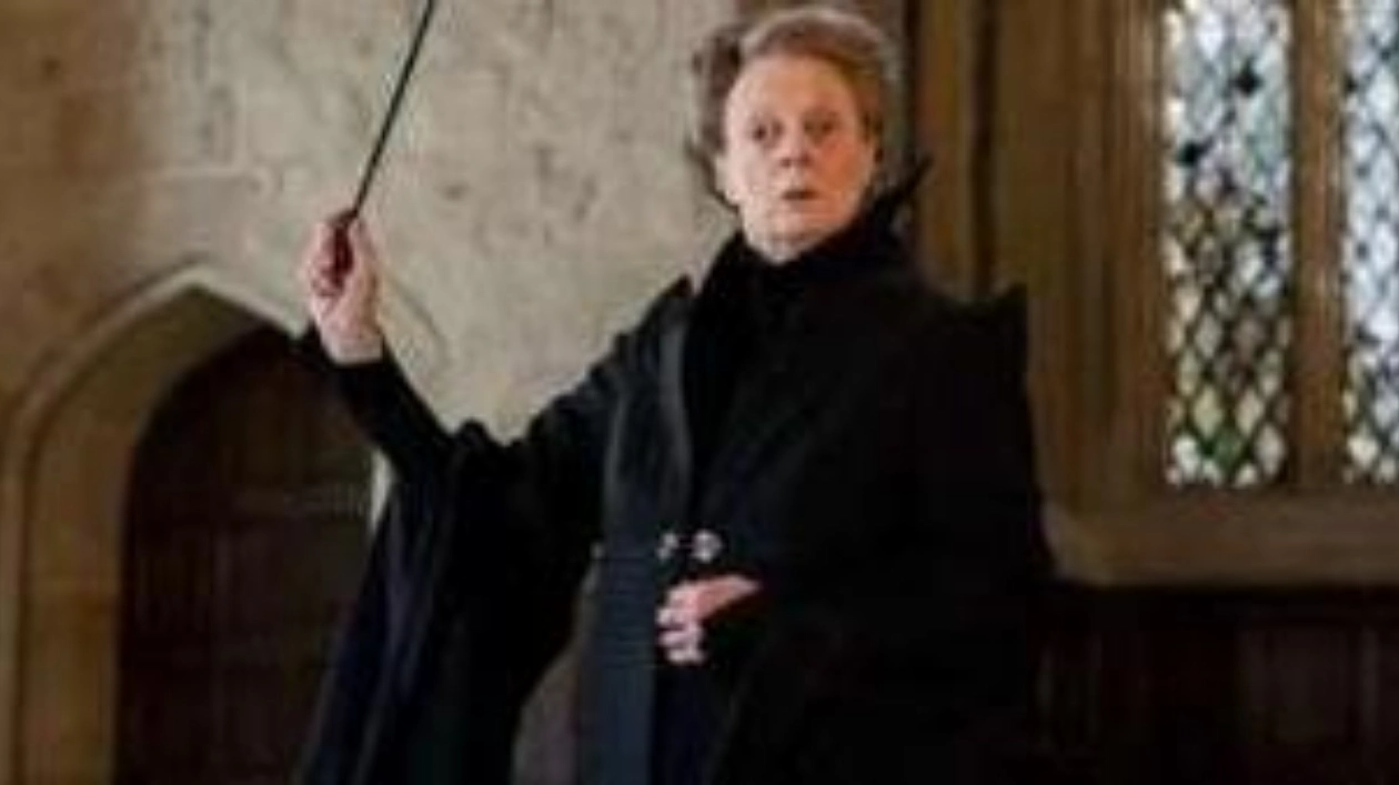 Dame Maggie Smith, Iconic Actress, Dies at 89