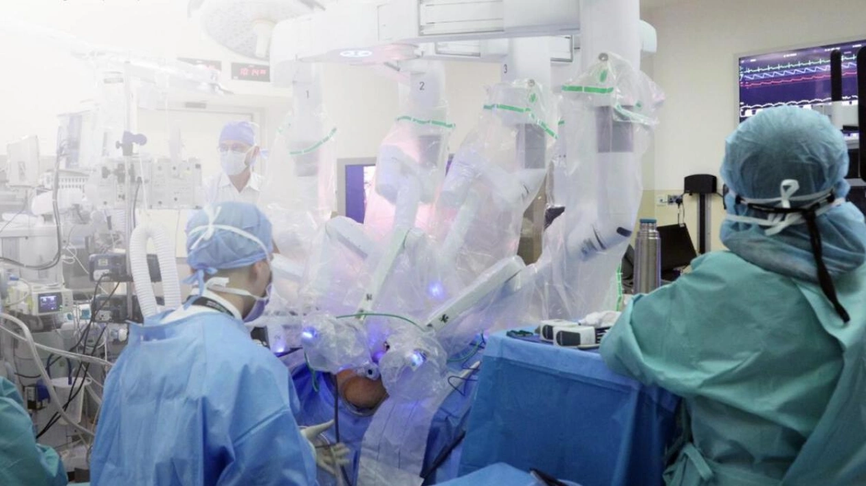 UAE Achieves First Simultaneous Robotic Kidney Transplant