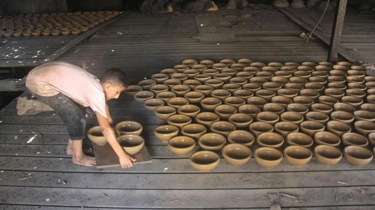 Revival of Traditional Pottery in Gaza Amid War