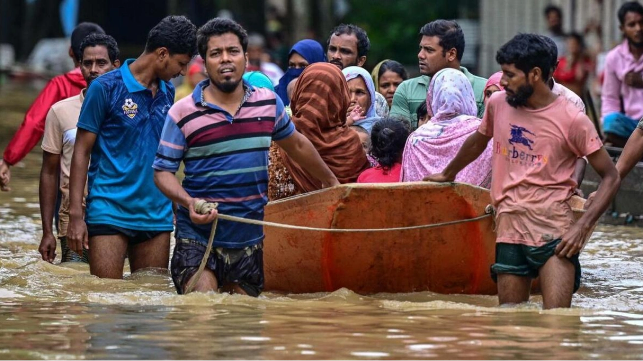 Flash Floods Ravage Bangladesh Amid Political Recovery