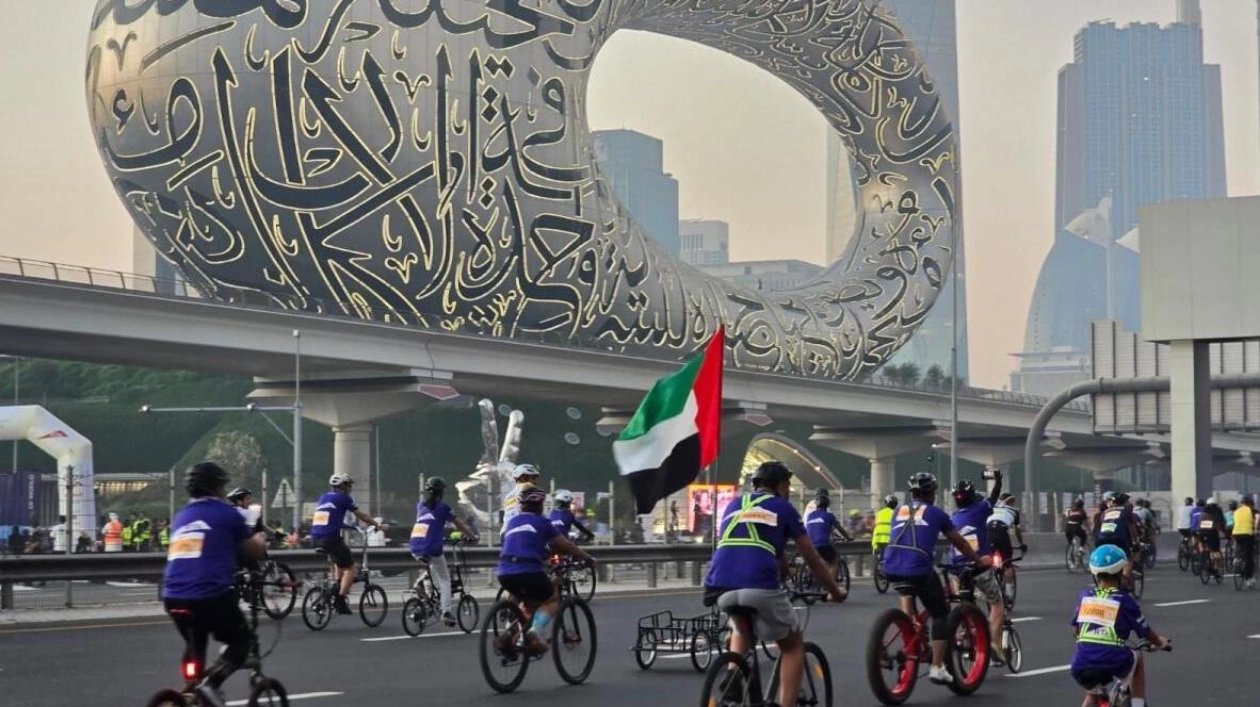 Dubai Ride: Cyclists Race Down Sheikh Zayed Road