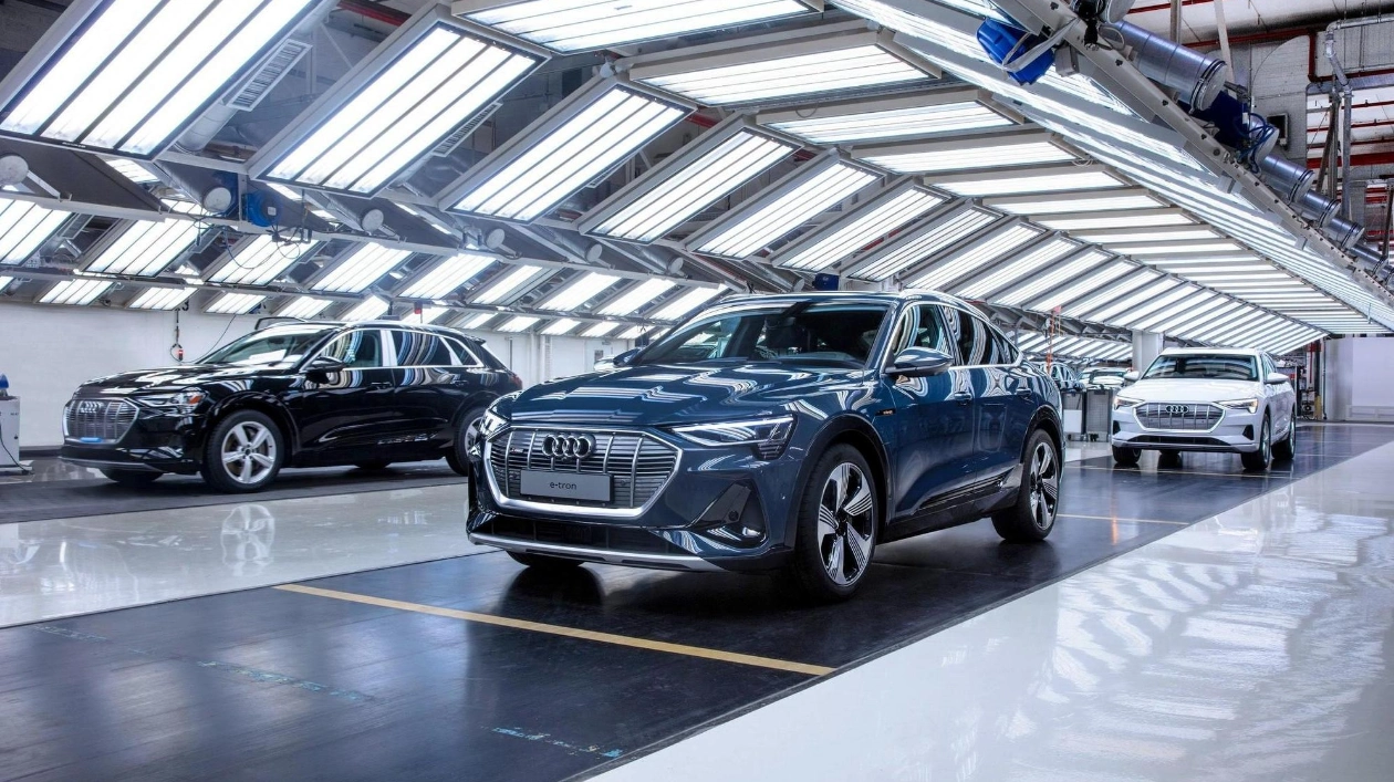 История брюссельского завода Audi: от Studebaker до Q8 e-tron