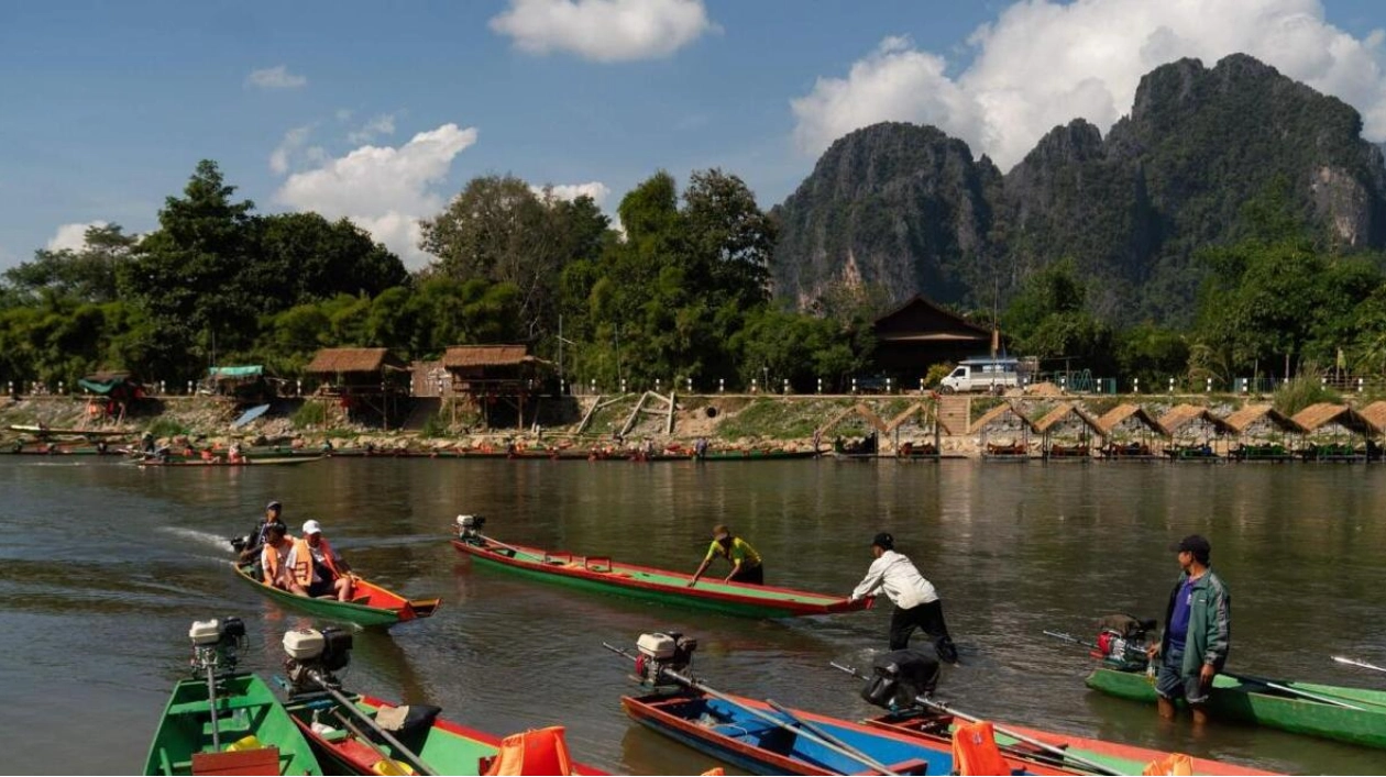 Laos Methanol Poisoning Claims Six Lives, Tourists Urge Action