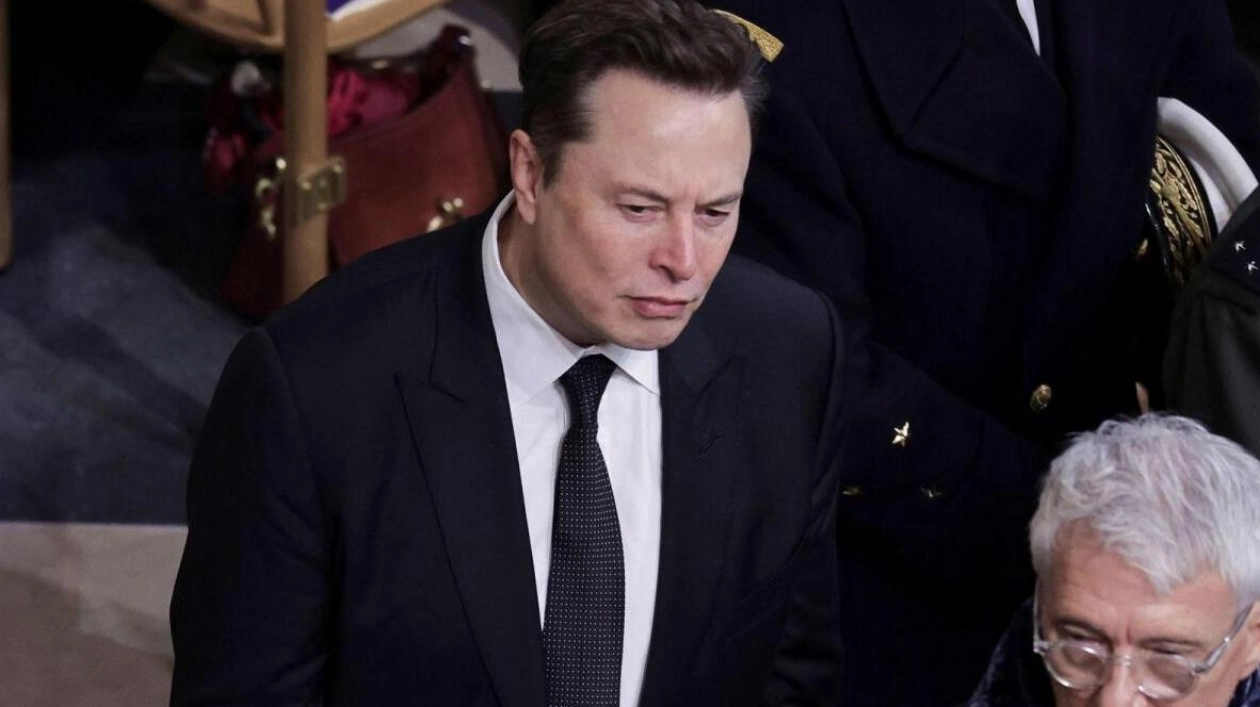 Elon Musk Attends Notre-Dame Reopening Ceremony