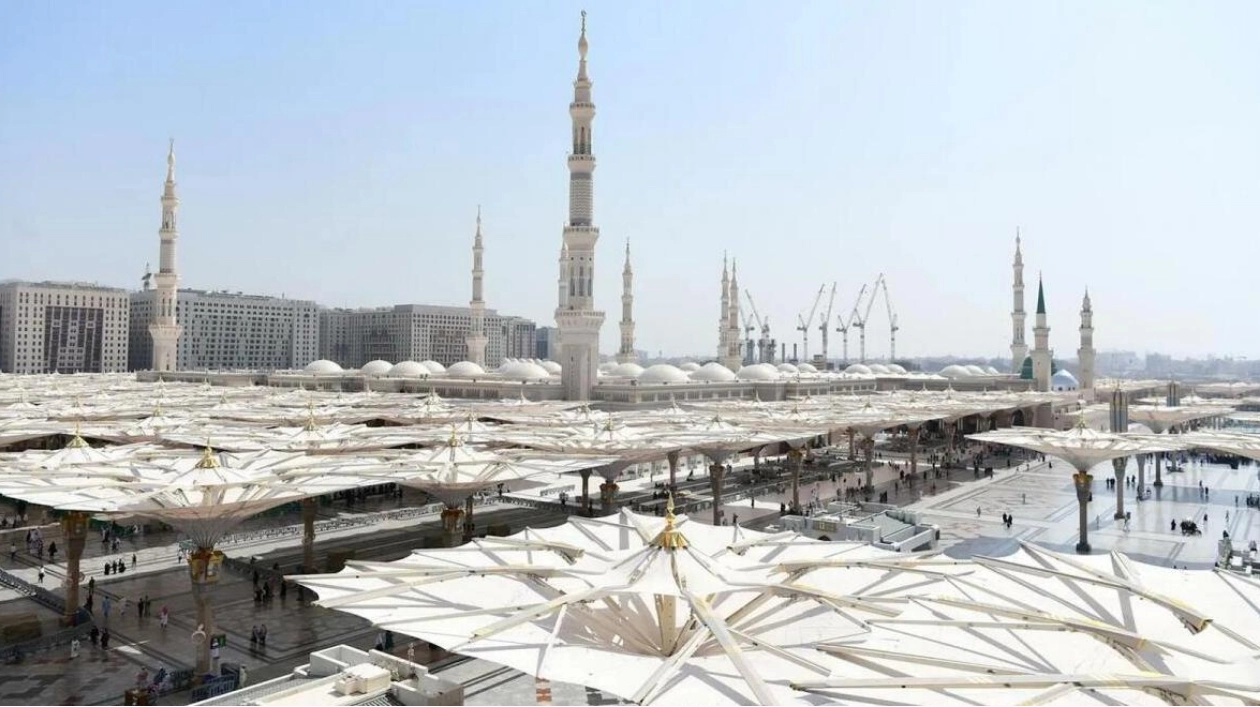 Prophet's Mosque Welcomes Over 5 Million Muslims with High-Quality Services