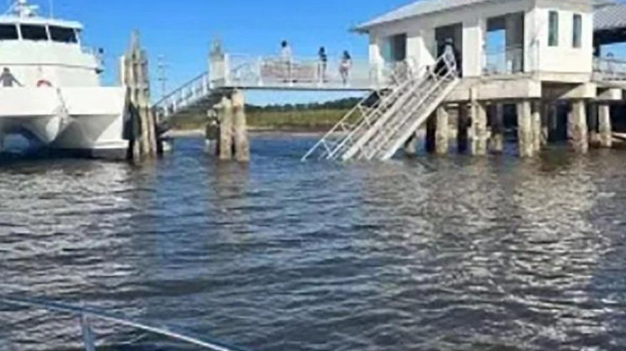 Seven Killed in Ferry Dock Collapse on Sapelo Island