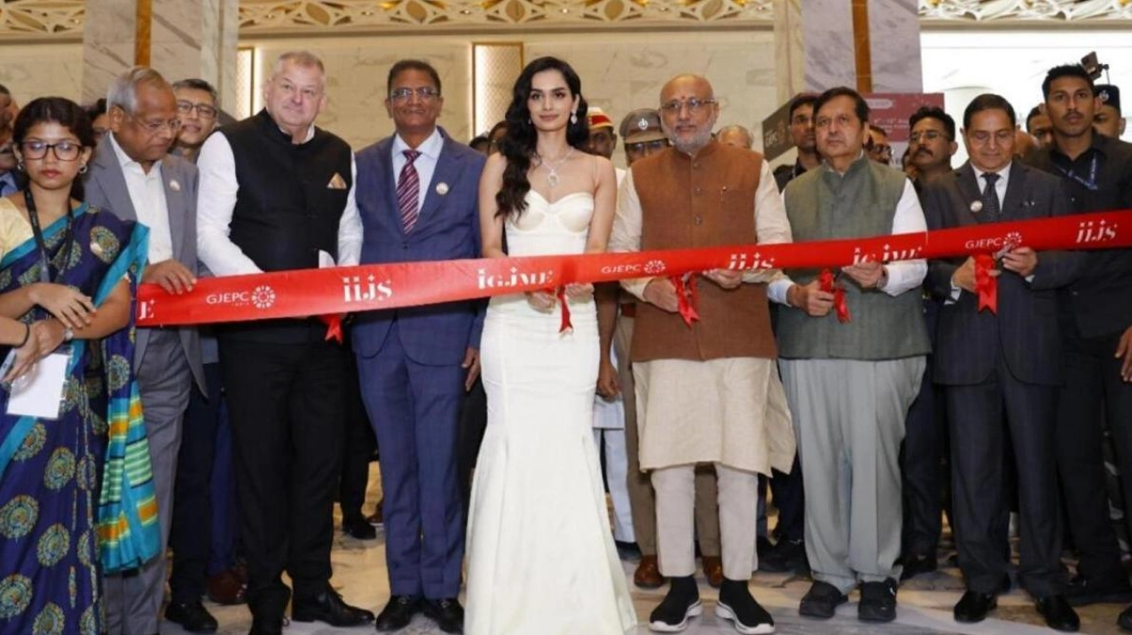 Governor Inaugurates World’s Largest Gem & Jewellery B2B Show