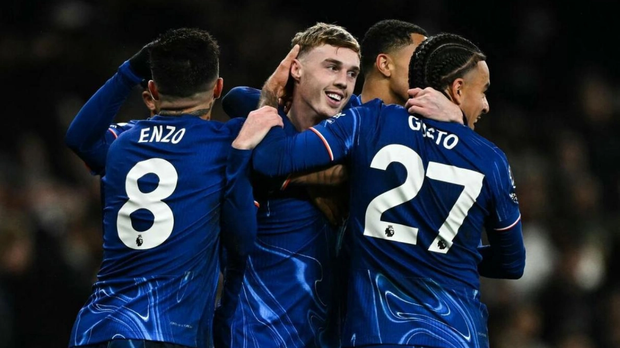 Chelsea Roars Back to Beat Tottenham 4-3 in Frenzied Derby