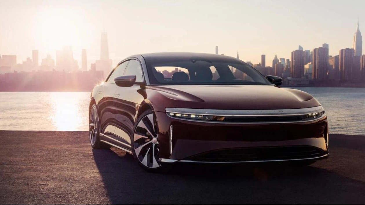 Lucid Motors Challenges Tesla in UAE's EV Market