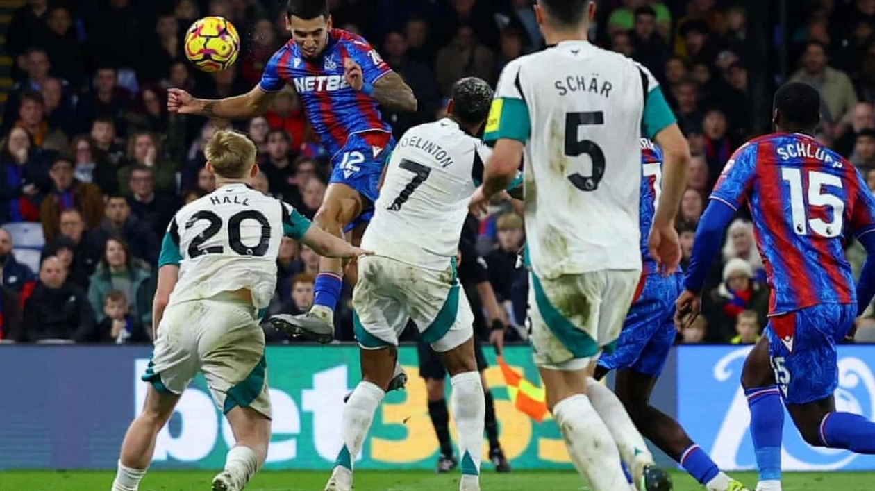 Late Muñoz Equalizer Rescues Crystal Palace