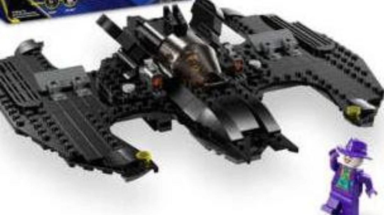 Get the Iconic 1989 Batwing Lego Set at a Discount