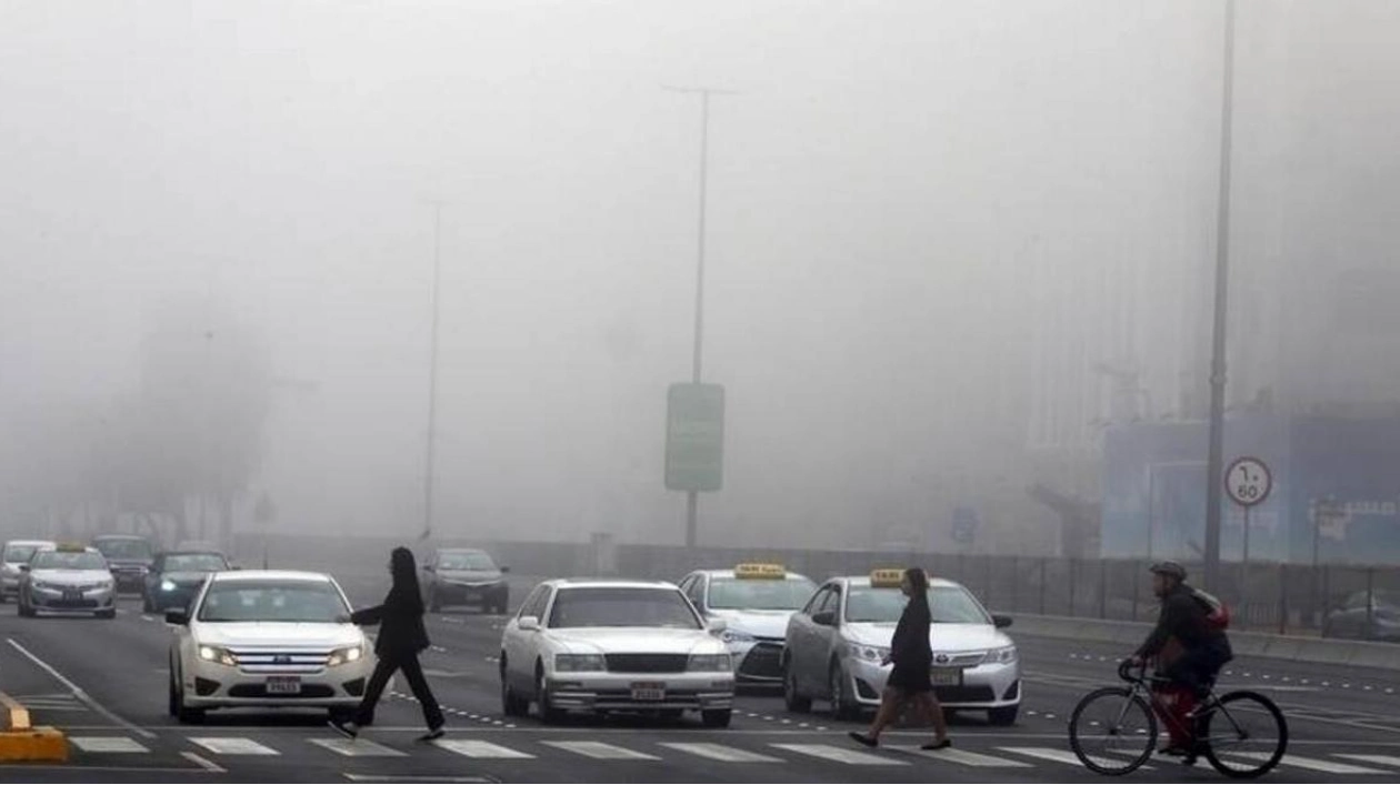 Red Alert Issued as Foggy Conditions Persist in UAE