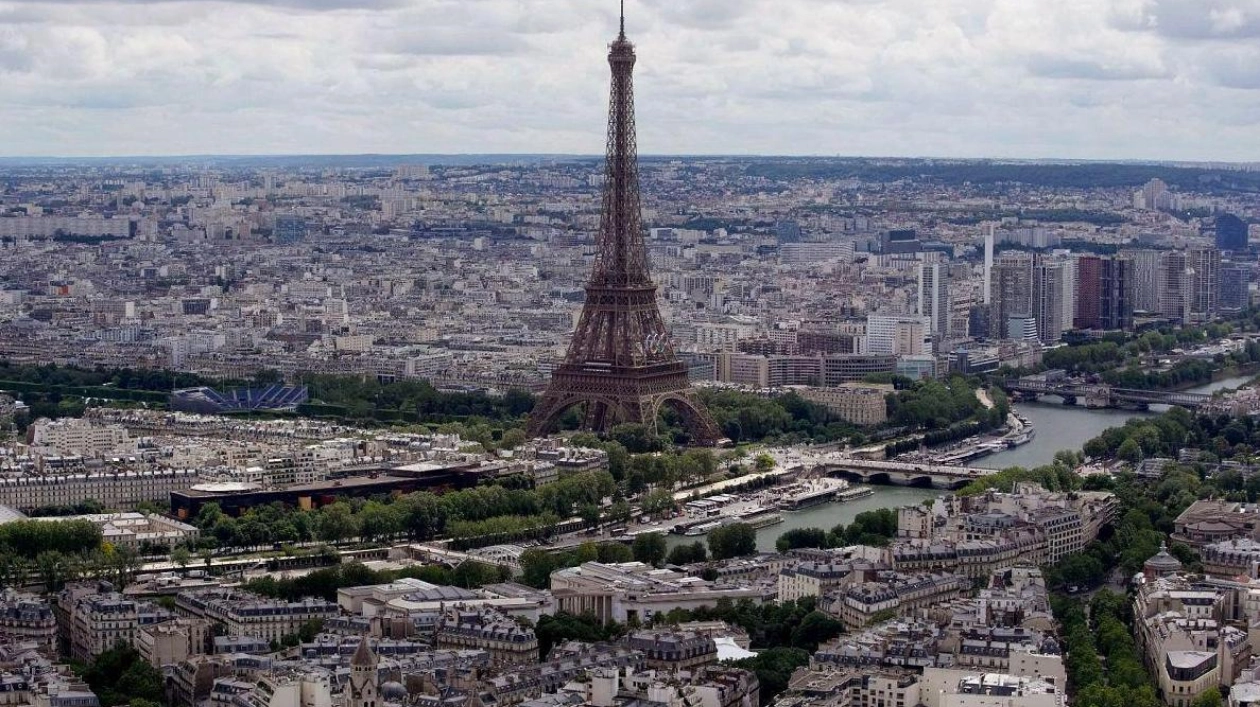 18th-Century Diamond Snuffboxes Stolen in Paris Museum Heist