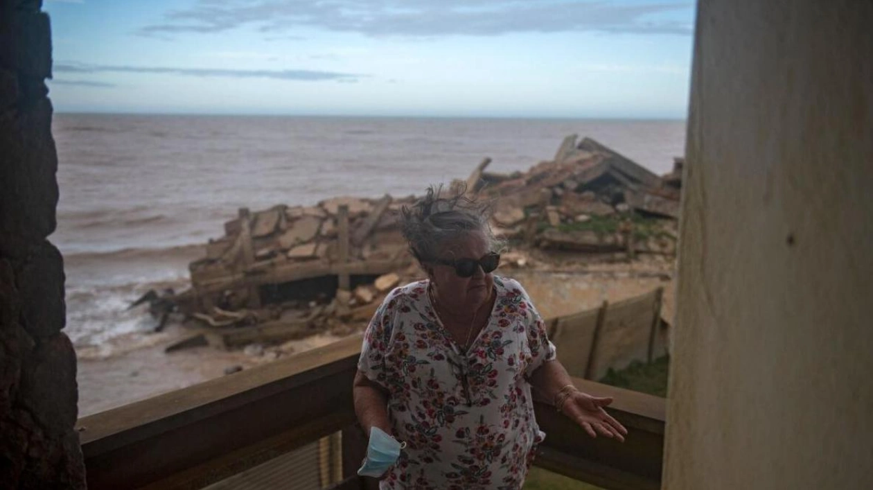 Climate Change Ravages Brazilian Coastline