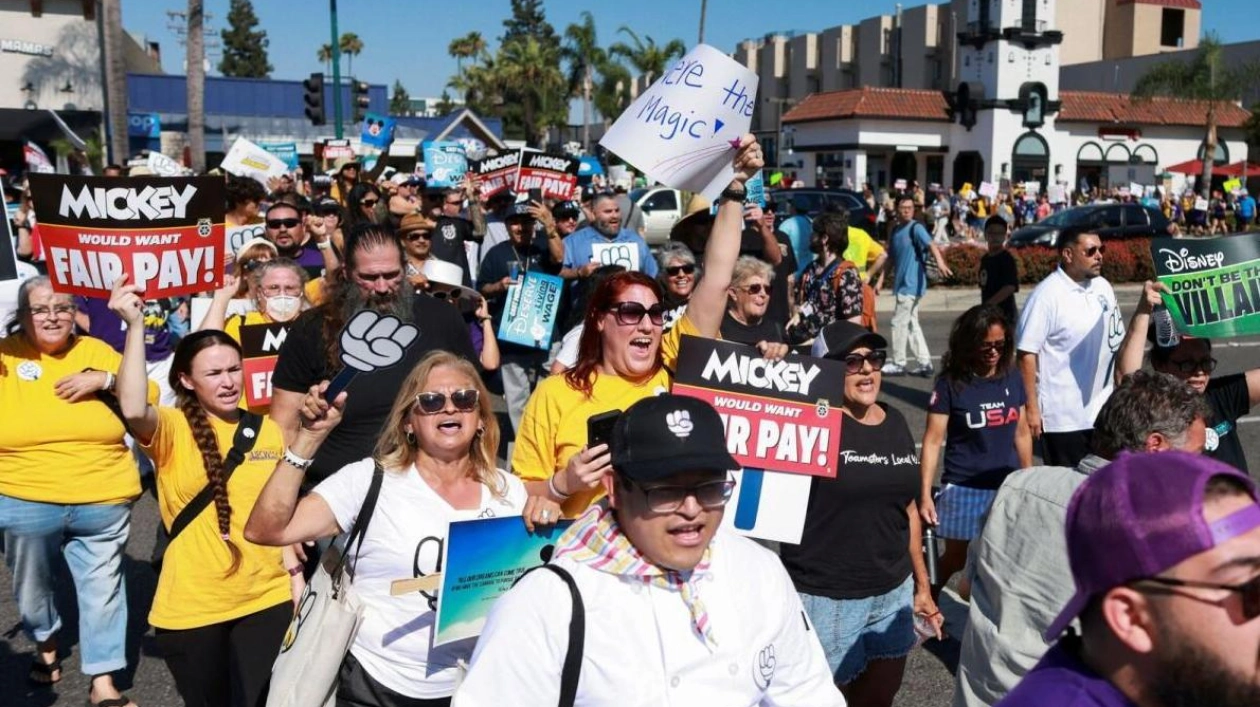 Disneyland Resort Employees Protest for Better Wages and Union Rights