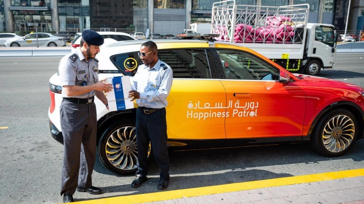 Abu Dhabi Police's 'Happiness Patrol' Rewards Good Drivers