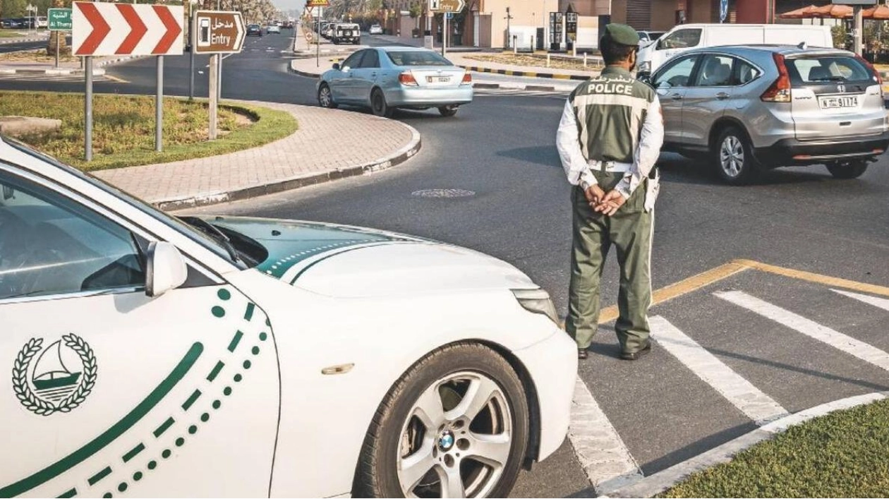 Road Accident on Al Khail Road: Dubai Police Alert