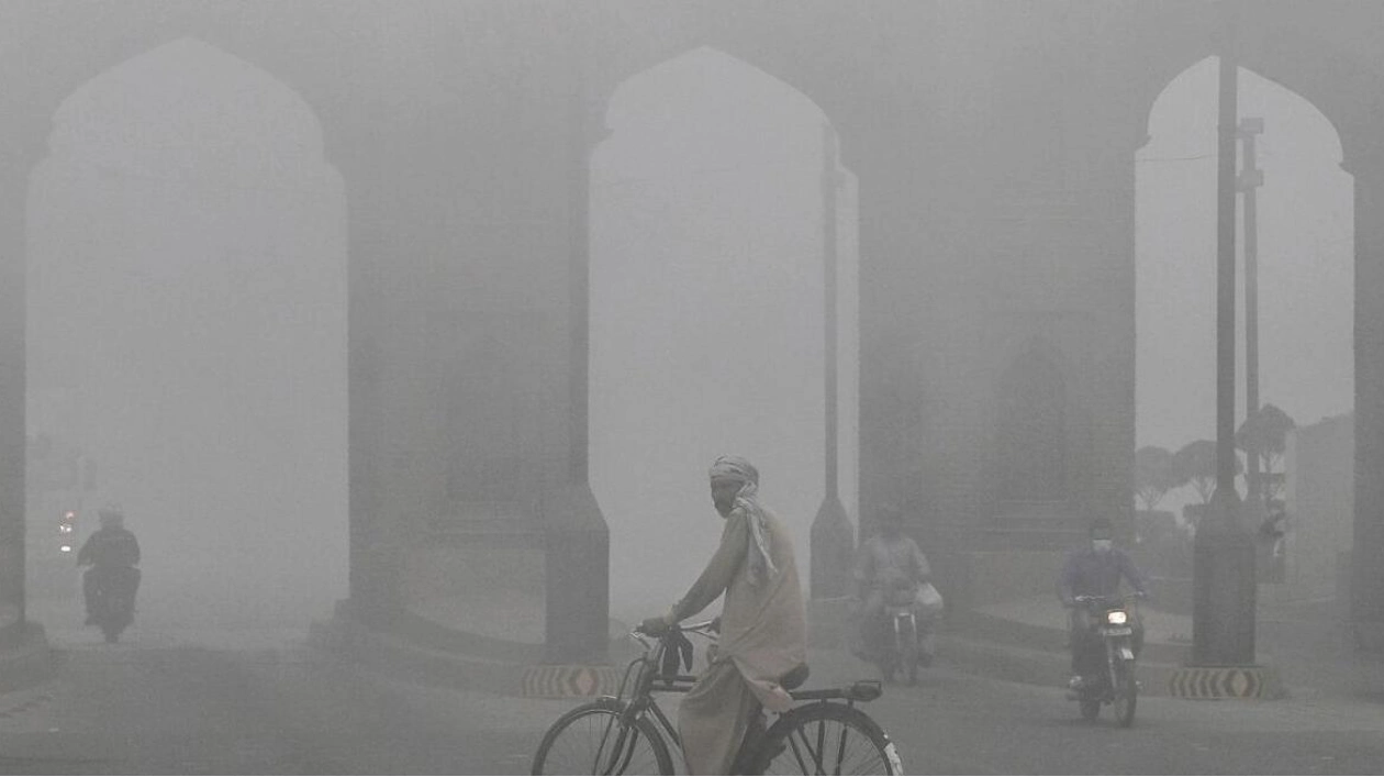 Lahore's Air Quality Plummets: Public Spaces Closed