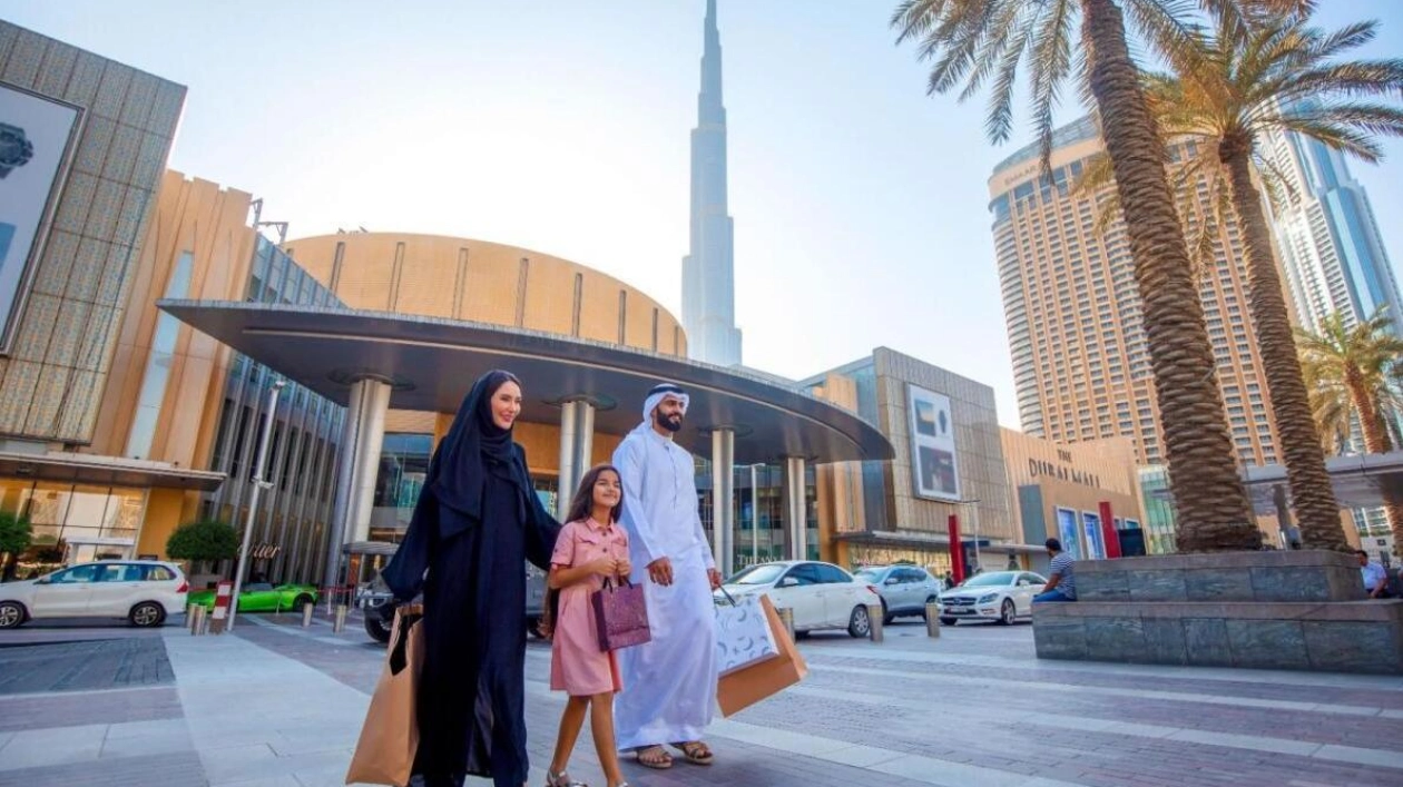 Dubai Mall Introduces Paid Parking System, Shoppers React Positively