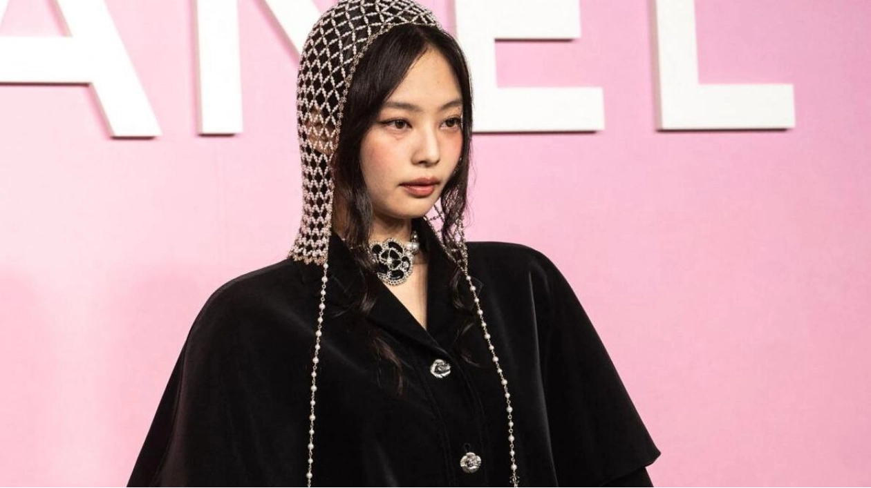 Blackpink's Jennie Sparks Outrage Over Alleged Indoor Vape Smoking