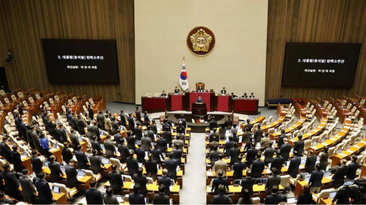 Yoon Suk Yeol Survives Impeachment Vote Amid Martial Law Attempt