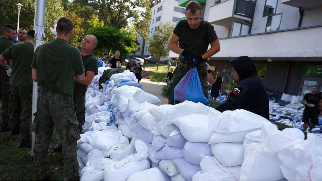 Central Europe Battles Rising Floodwaters Amid Widespread Devastation