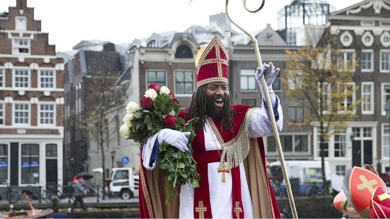 Dutch Celebrate Sinterklaas: Traditions and Controversies