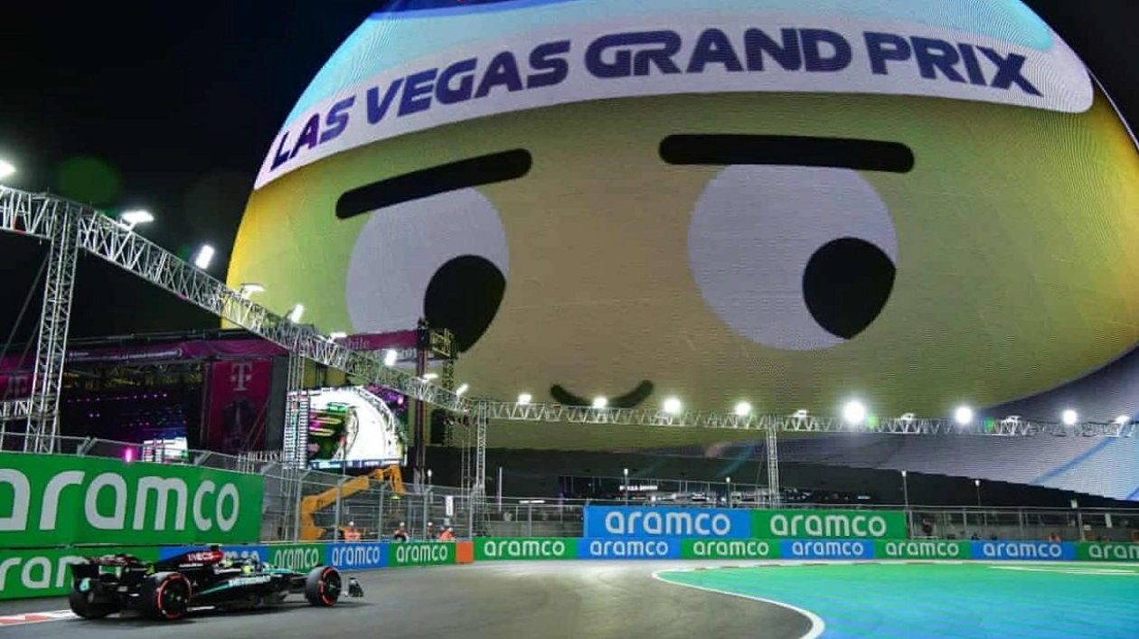 Hamilton Dominates Practice Sessions at Las Vegas Grand Prix