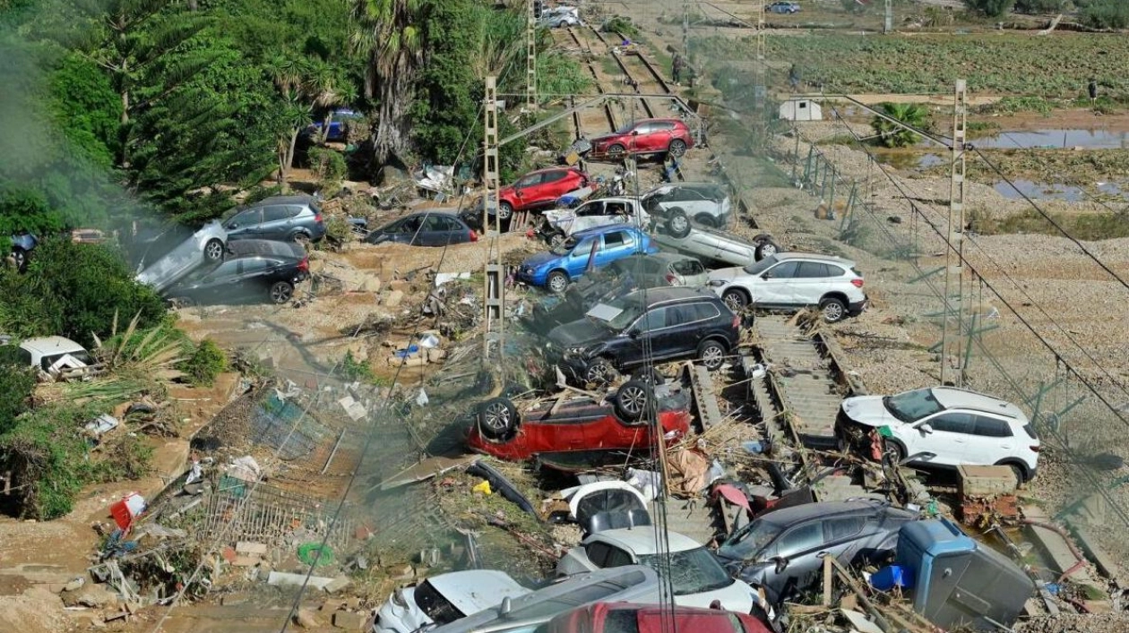 Flash Floods Ravage Eastern Spain, Leaving Trail of Destruction