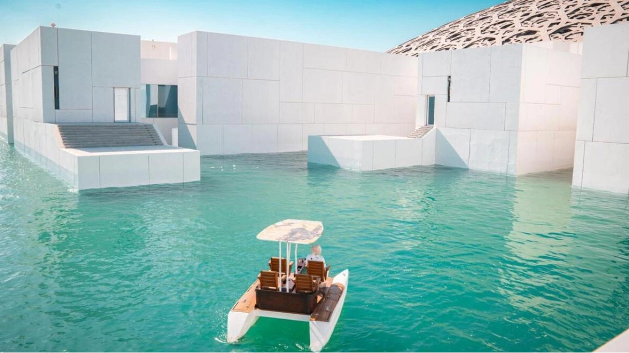 Explore Louvre Abu Dhabi: Winter Adventures Await