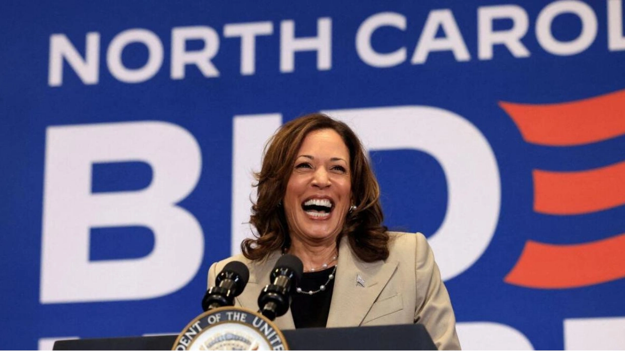 Democrats Weigh Risky Move with Harris as Presidential Candidate