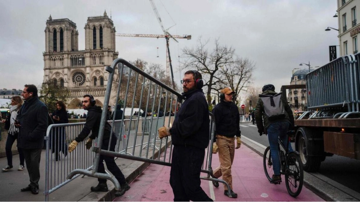 Security Measures Ahead of Notre-Dame Reopening