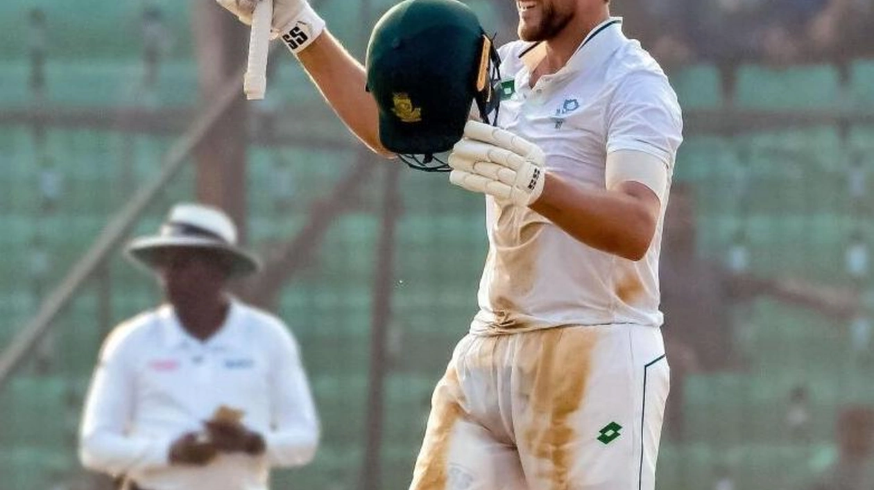 Mulder's Century Leads South Africa to Dominant Position