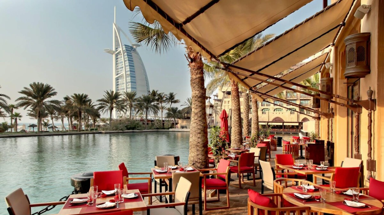 Лучшие рестораны с непринужденной обстановкой в Дубае
