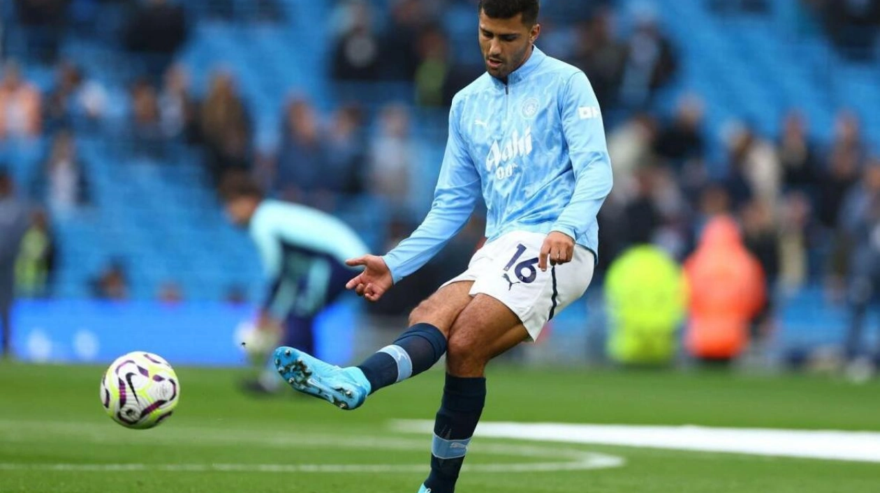 Rodri Suffers Knee Injury in Arsenal Clash