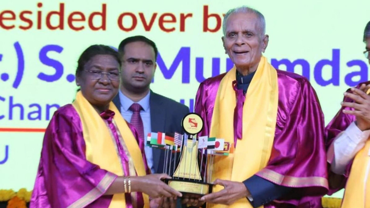 President Droupadi Murmu Attends Symbiosis International University’s 21st Convocation