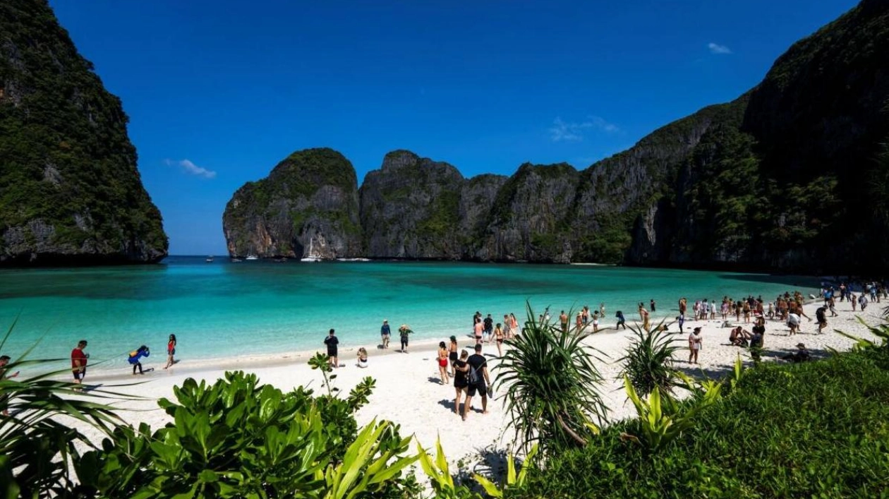 Thailand's Government Approves Longer Visa Stay Periods to Boost Tourism Sector